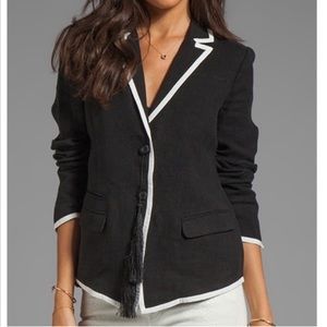 Elizabeth and James linen blazer